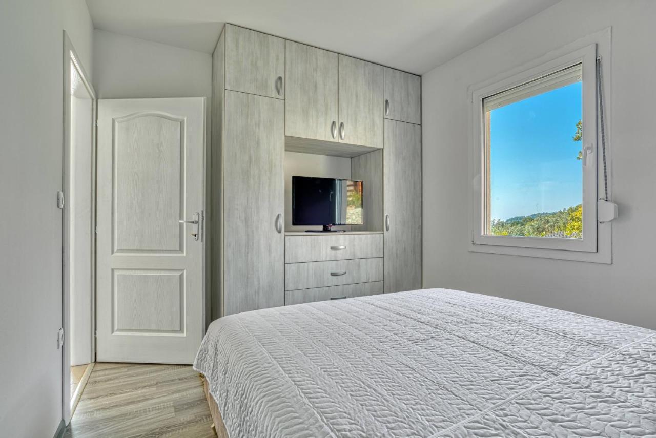 Two Bedroom House With Sea View Maj Buljarica Exterior photo