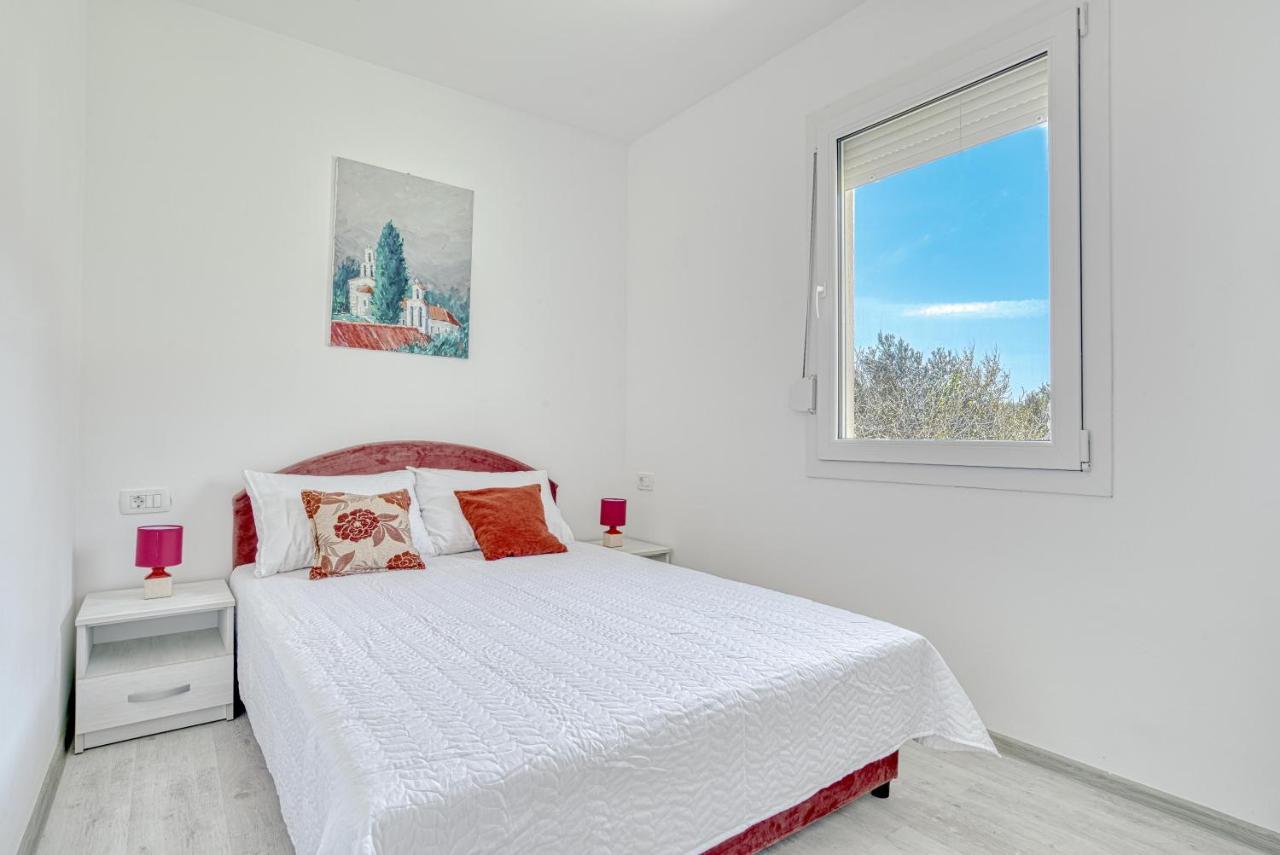 Two Bedroom House With Sea View Maj Buljarica Exterior photo