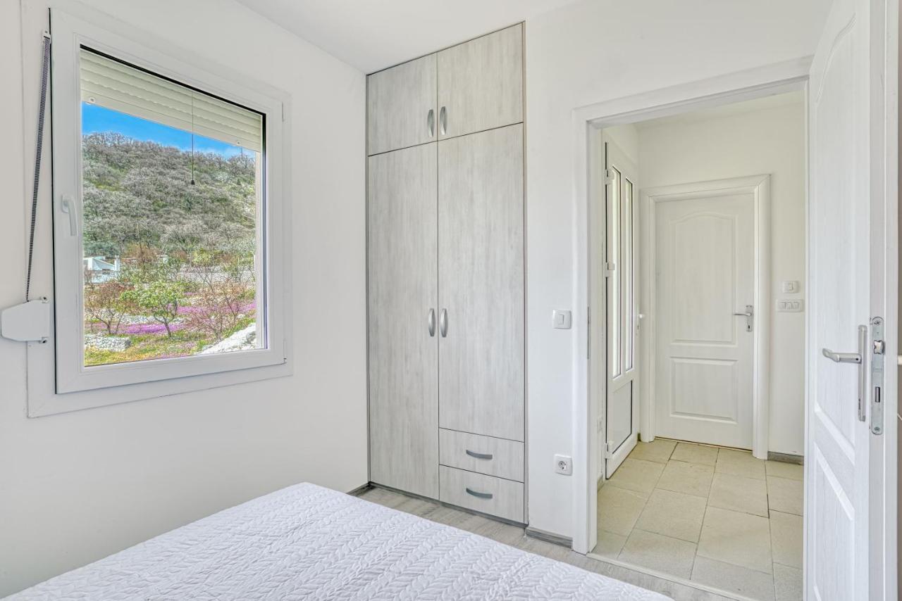 Two Bedroom House With Sea View Maj Buljarica Exterior photo